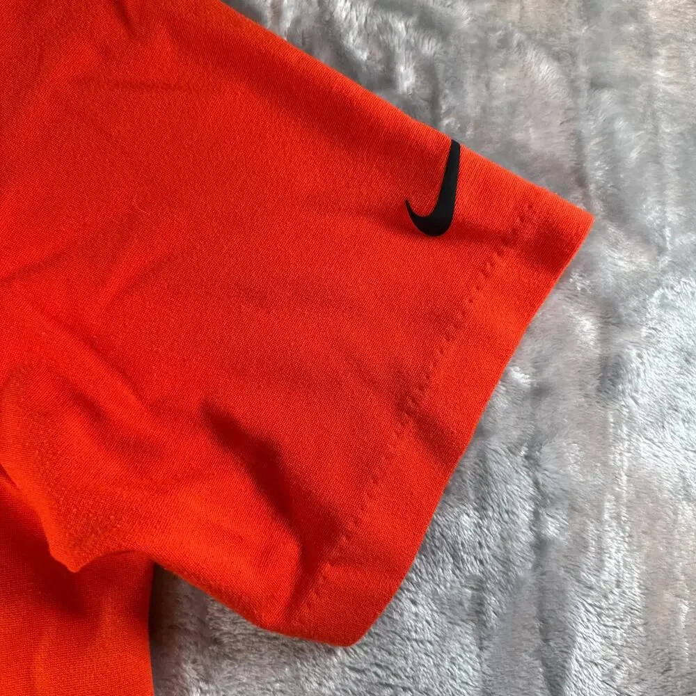 Nike Mens T-Shirt Size L Bright Orange Rayon Blend Short Sleeve Athletic Tee